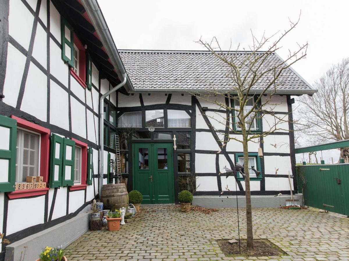 Apartment With Garden Near Monschau Schleiden Bagian luar foto